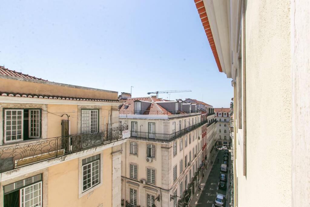 Made For The City Lovers- Urban Charm In Chiado Lisbona Esterno foto