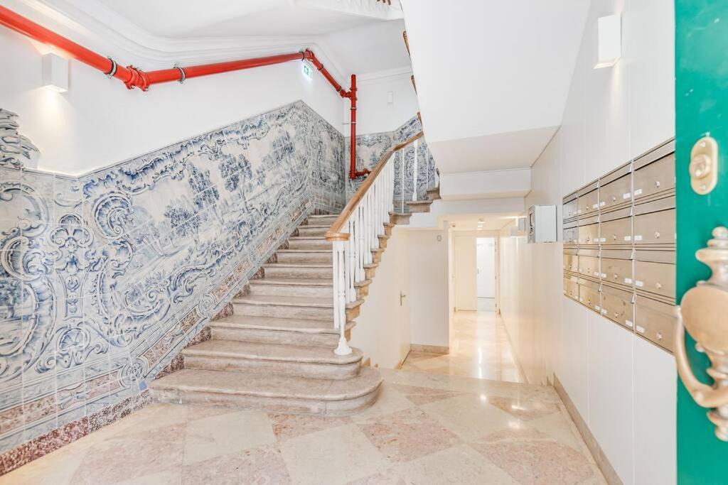 Made For The City Lovers- Urban Charm In Chiado Lisbona Esterno foto