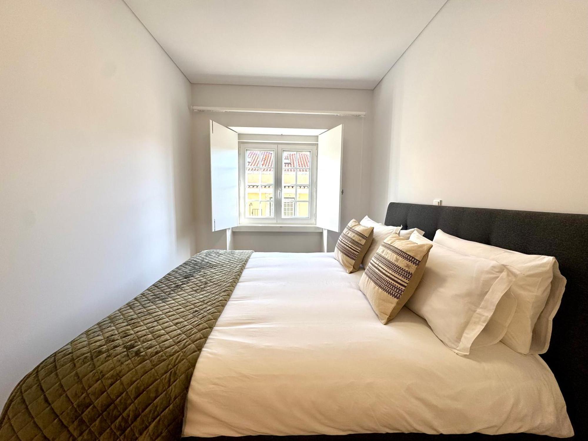 Made For The City Lovers- Urban Charm In Chiado Lisbona Esterno foto