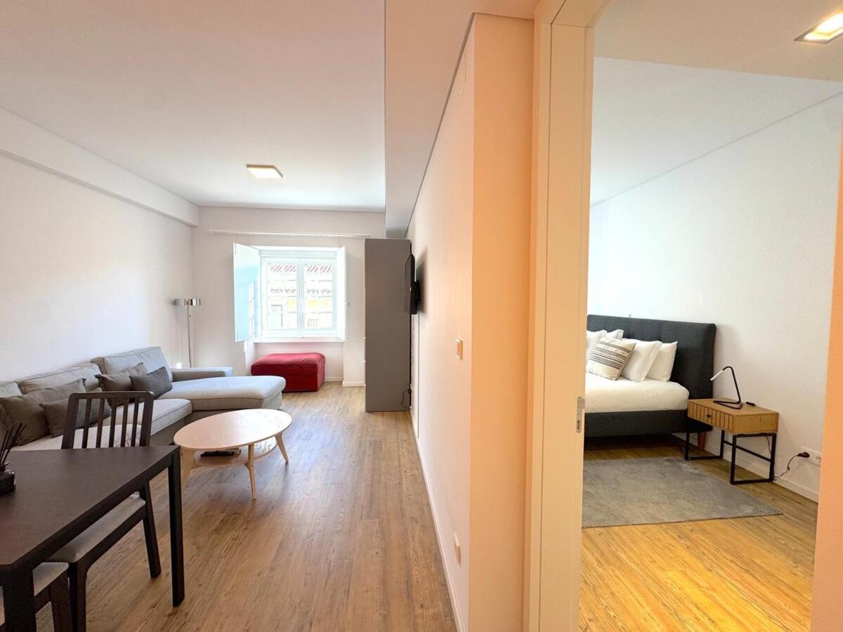 Made For The City Lovers- Urban Charm In Chiado Lisbona Esterno foto